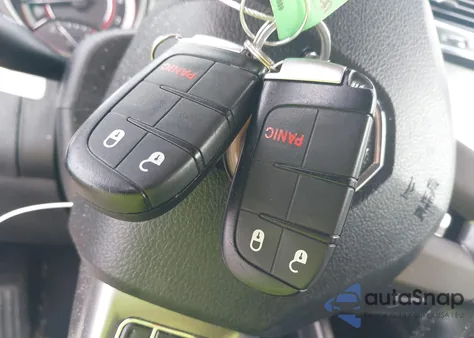 2017 Dodge Journey Crossroad Plus z USA, uszkodzony, nr VIN 3C4PDCGB5HT534847